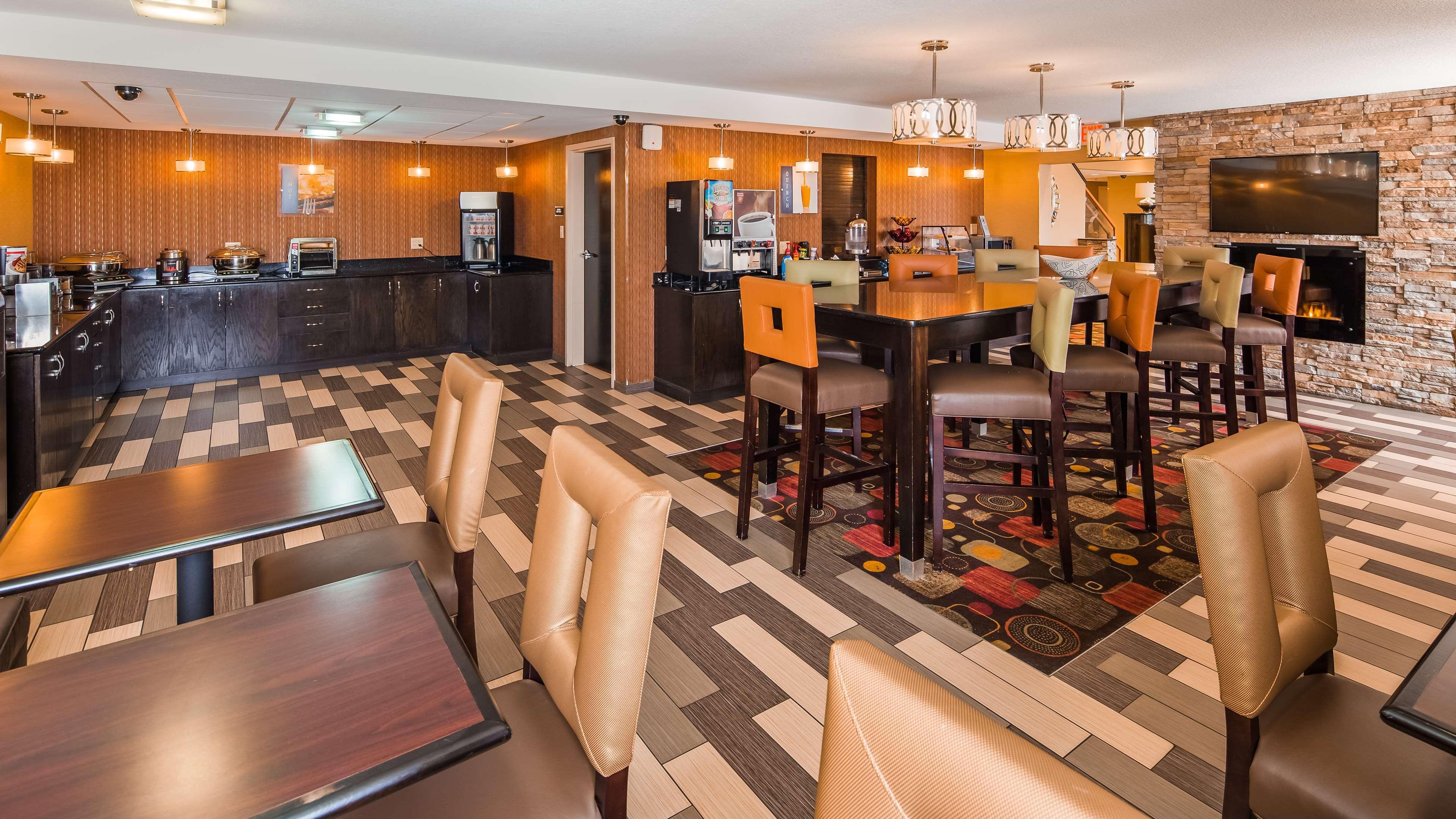 Best Western Luxbury Inn Форт Уейн Екстериор снимка