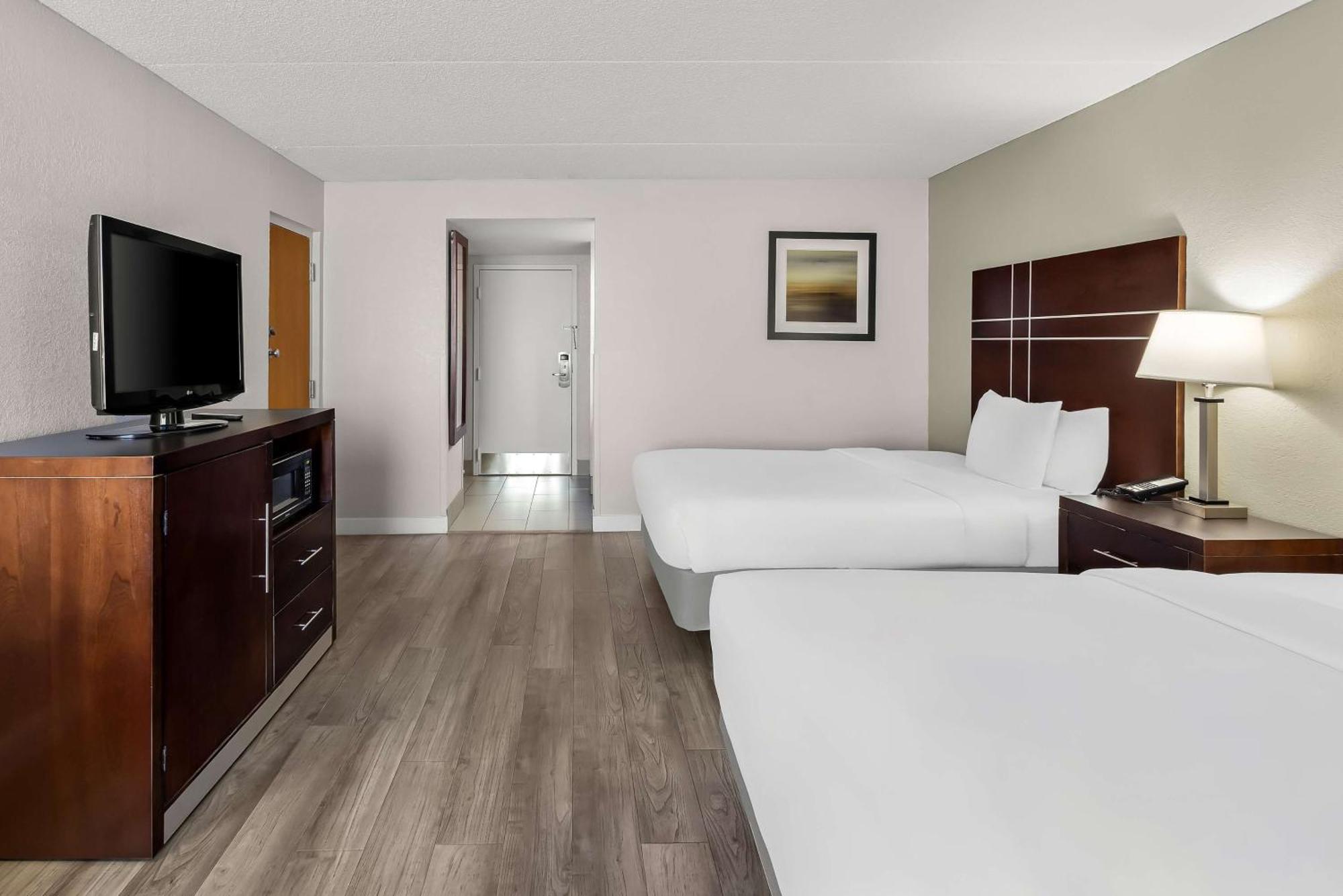 Best Western Luxbury Inn Форт Уейн Екстериор снимка