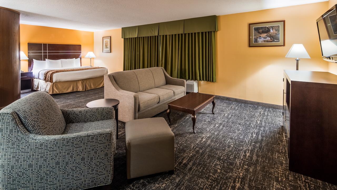 Best Western Luxbury Inn Форт Уейн Екстериор снимка